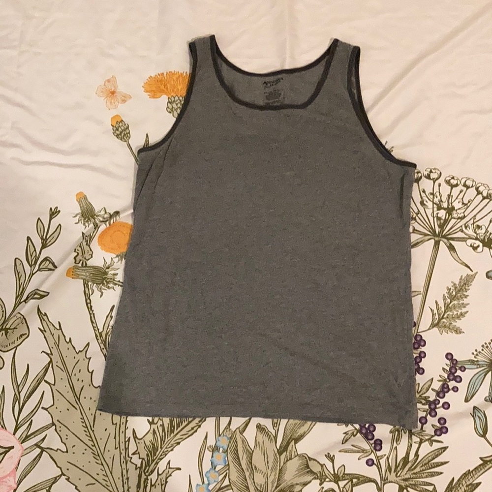 LAST CHANCE ‼️ Arizona Jeans Men’s Grey Tank